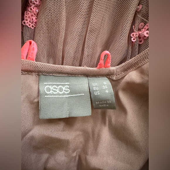 Halter embroidered sequin gown - Picture 3 of 5